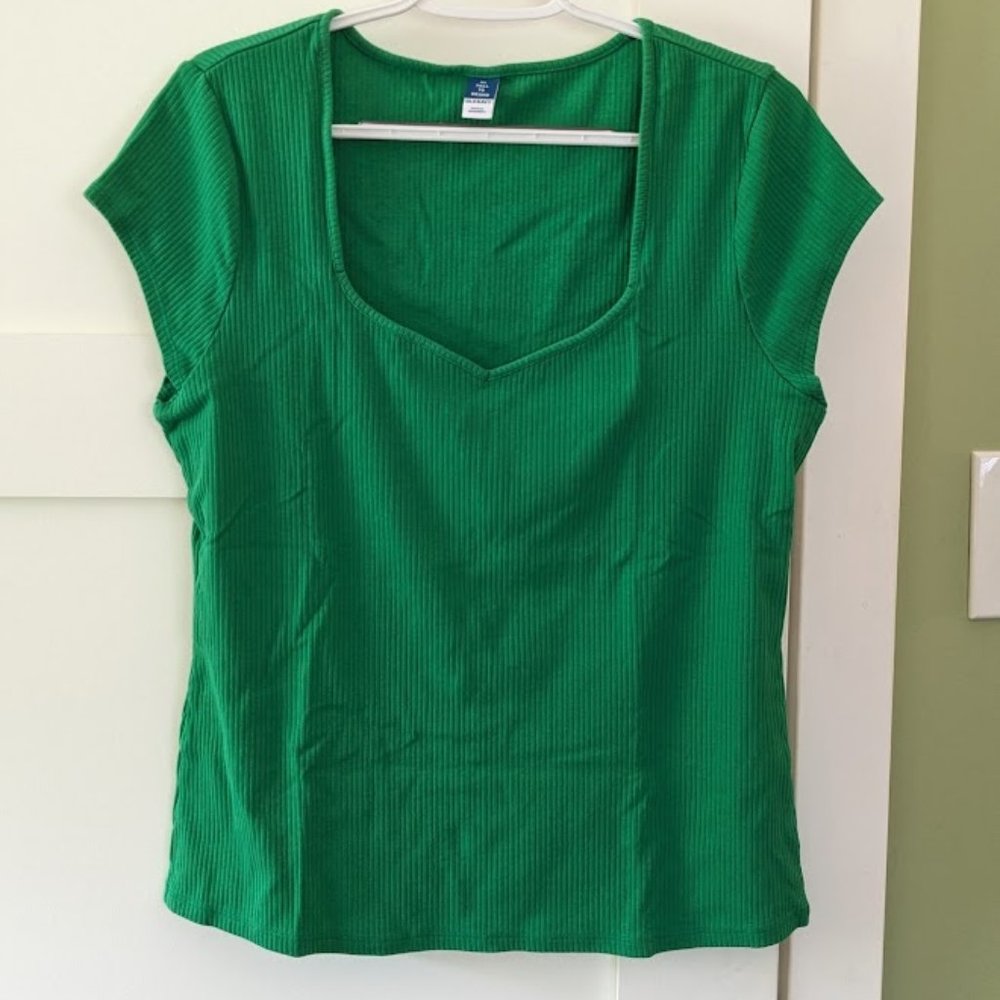 Old Navy L Tall Kelly Green T-Shirt